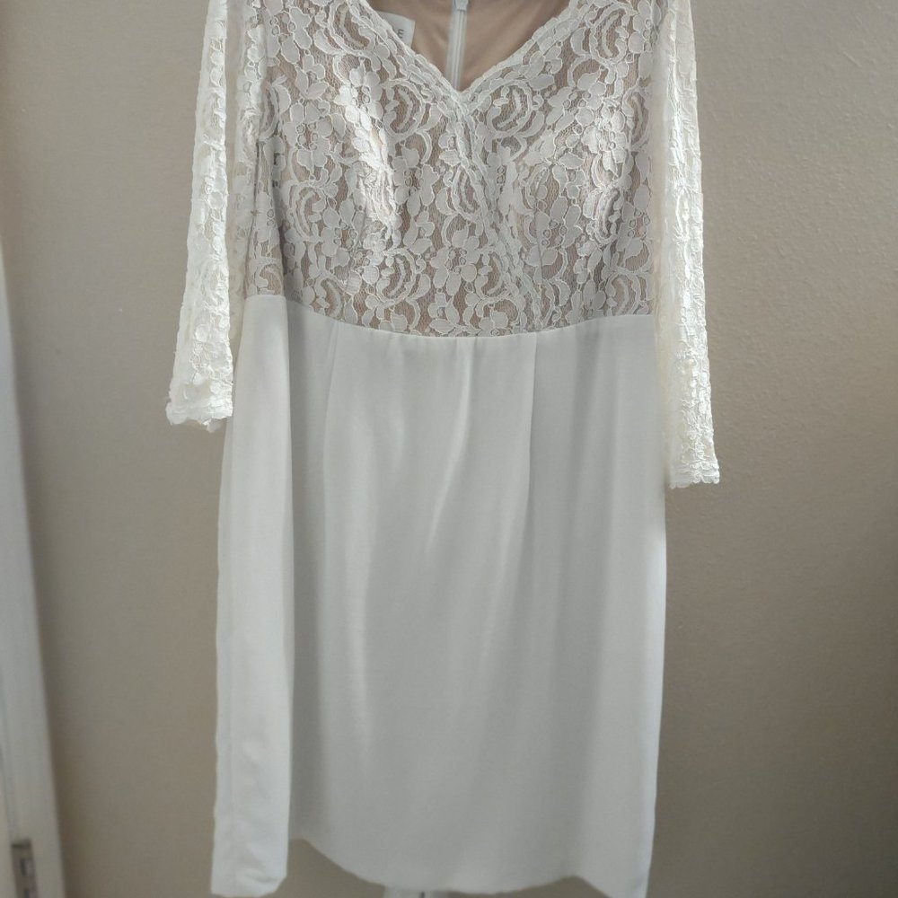 Ivory Azazie Ignacia Size A18